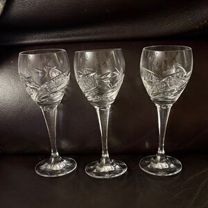 Crystal Wine Glass 3 for the price of 1 starburst & pinwheel design wine glasses